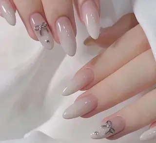 ネイル ヒナネイルサロン所属・Hina ネイルサロンのネイルデザイン