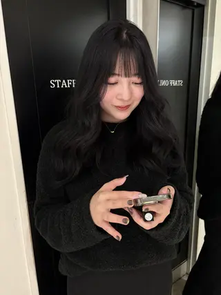 セミロング カラー yurika☁️ 似合わせ｜レイヤーのヘアスタイル