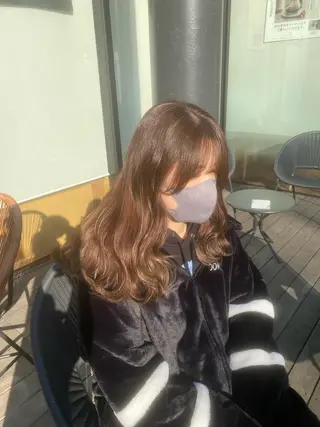 セミロング 加藤 愛実のヘアスタイル