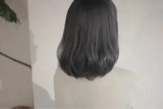 セミロング カラー 🌈ディレクター🌈 徳松優希のヘアスタイル