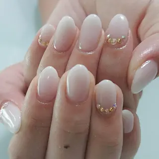 ネイル QULEONAIL所属・大城 裕麻のネイルデザイン