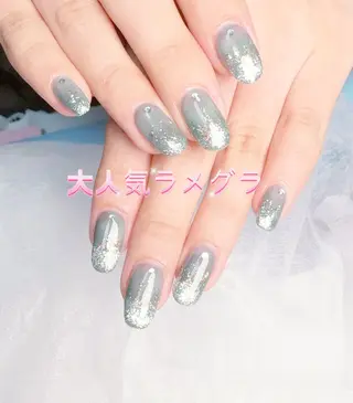 ネイル pink ladyサロン所属・べ にのネイルデザイン