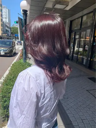 ミディアム みなもと ちはるのヘアスタイル