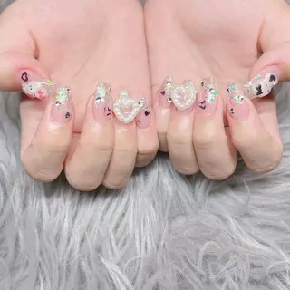 ネイル 個室ネイルサロンDolly  Girl〜ドーリーガール〜所属・DollyGirl KYOKOのネイルデザイン