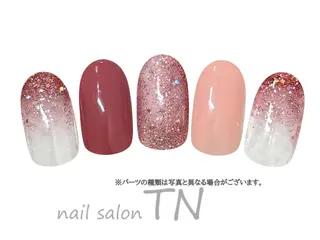 ネイル 中島 実穂のネイルデザイン