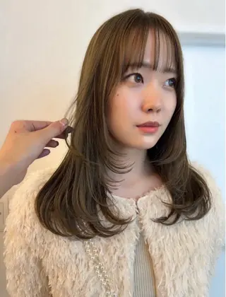 ミディアム Koharu🍓/ 透明感/ツヤ髪のヘアスタイル
