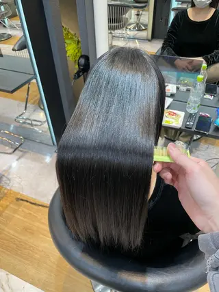 セミロング AMNESIA 三軒茶屋所属・【髪質改善専門】 渡邊祥希のヘアスタイル