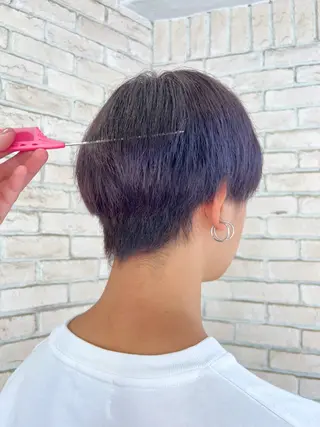 ショート カラー ハイトーンカラー シールエクステのヘアスタイル