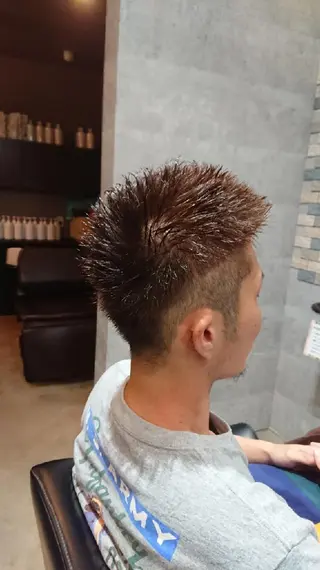 カラー メンズ 浅野  勇貴のヘアスタイル