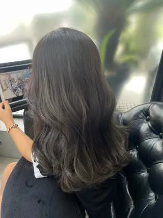 ロング カラー 🎀豊橋 ハイトーンうらら🎀のヘアスタイル