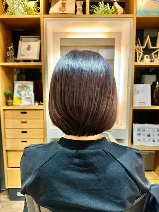 ショート カラー afloatkobe所属・美髪/髪質改善 川口凌弥のヘアスタイル