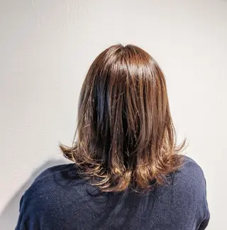 ミディアム 浜田りほ Luxbe 博多バスターミナルのヘアスタイル