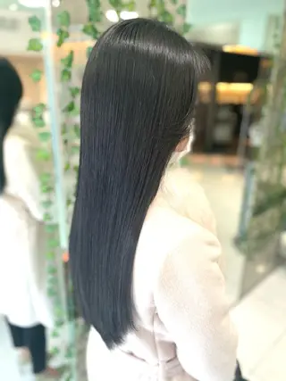 ロング 🔷ブリーチバレイヤ ージュ🔷飯野達也のヘアスタイル