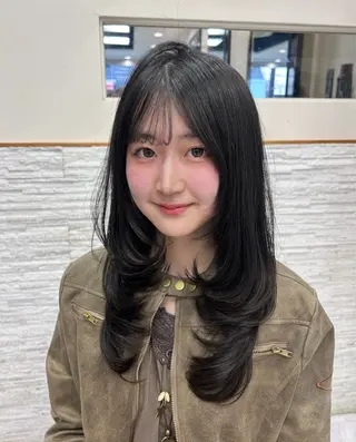 ロング 🍊小川実里🍊 /カラーレイヤーのヘアスタイル