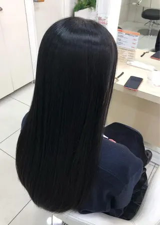 ロング Ash 山田 勇太のヘアスタイル