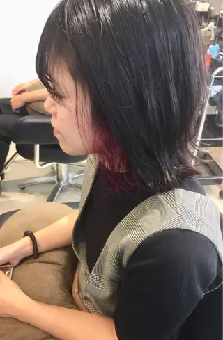 ミディアム 所渉/韓国レイヤー /ウルフカットのヘアスタイル