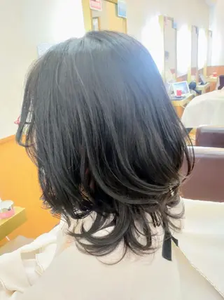 ミディアム 仮屋 敬介のヘアスタイル