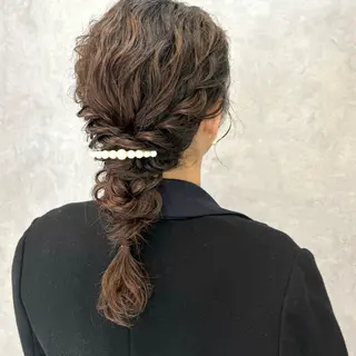 セミロング ヘアアレンジ NUMBER_ ユイナのヘアスタイル