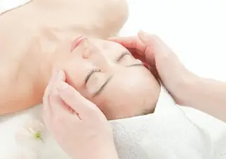 筋膜矯正 ブルーローズのエステ・リラクイメージ