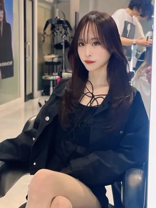 ロング 海野翔吾🇨🇳 ワンホンレイヤーのヘアスタイル