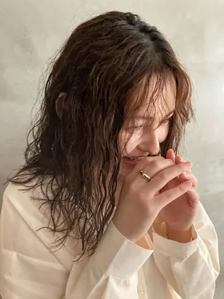 ロング パーマ 🛑柔らか透明感 カラー🛑大谷のヘアスタイル