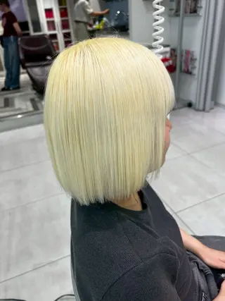 ショート ハイトーン/韓国ヘア senaのヘアスタイル