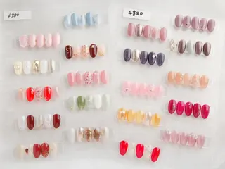 ネイル VIVIAN リサのネイルデザイン