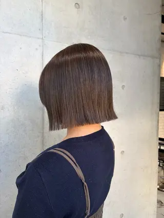 ショート カラー ヘアアレンジ ボブ艶モテカラー🫧 カリンのヘアスタイル