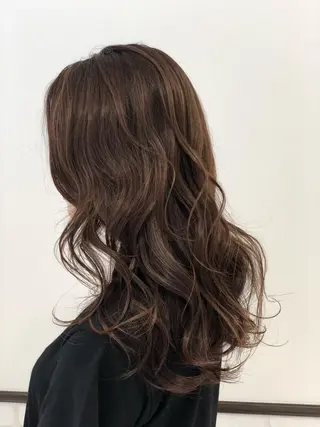 セミロング カラー 渡邉 ケイジのヘアスタイル