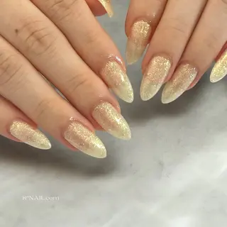 ネイル Riona / R*NAIL.comのネイルデザイン