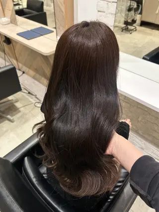 ロング 松本 奈々のヘアスタイル