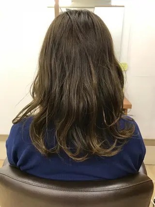 セミロング FUNNY鈎取店所属・高橋 あさみのヘアスタイル