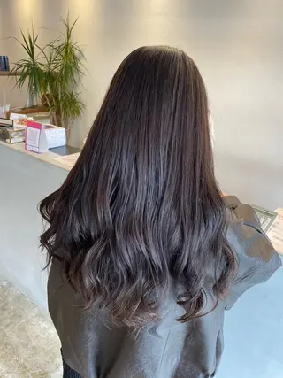 カラー 小宮山 桃加のヘアスタイル