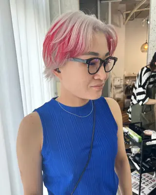 ショート カラー ヘアアレンジ lani ブリーチ /ダブルカラーのヘアスタイル