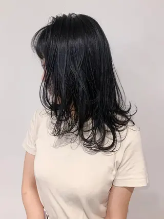 セミロング 💫カットはなんでも 得意です✂️のヘアスタイル