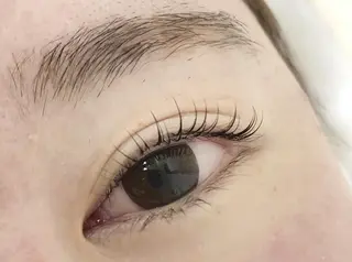 マツエク・マツパ fixlash+高知駅前店所属・fixlash 高知駅前店のマツエク・マツパデザイン