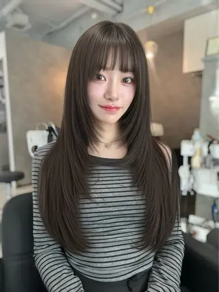 ロング 髪質改善 カラー専門店のヘアスタイル