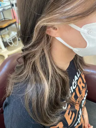 ミディアム カラー 杉山 七海のヘアスタイル