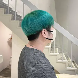 カラー メンズ 岡田 神奈のヘアスタイル