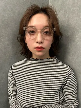 ミディアム 古沢 新のヘアスタイル