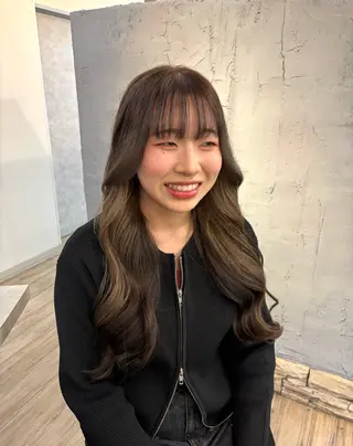 ロング ヘアアレンジ VISAGE ba.sk 金子詩帆のヘアスタイル