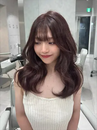 セミロング カラー wixy hair salon所属・柴田 実香のヘアスタイル