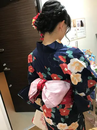 セミロング ヘアアレンジ ヘアセット/卒業式 袴着付け✨清水玲歌のヘアスタイル