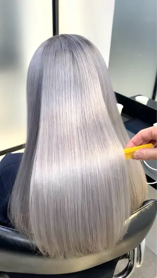 ロング カラー 及川シゲル 髪質改善講師のヘアスタイル