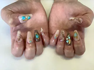 ネイル 💎🐰 saki. m 🐰💎のネイルデザイン