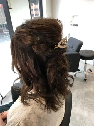 ミディアム ヘアアレンジ 下妻 カラーエクステ難波のヘアスタイル