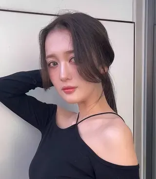 ミディアム カラー 🌫️大人韓国ヘア 🌫️naoyaのヘアスタイル