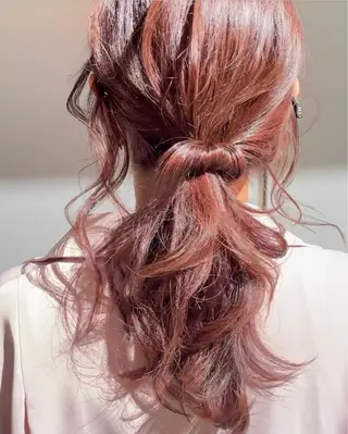 セミロング カラー ヘアアレンジ SHANTi 飯塚 ヘアセット/髪質改善のヘアスタイル