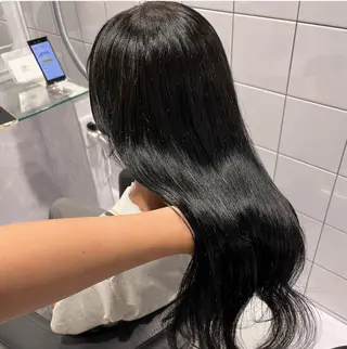 ロング カラー 🫧うる艶トレンド 🫧透明感カラーのヘアスタイル