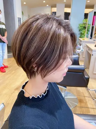 ショート カラー 柳 雄輝のヘアスタイル